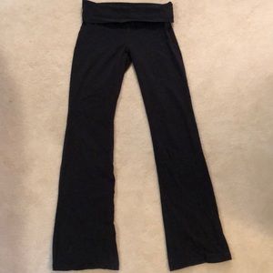 Black Victoria’s Secret Yoga Pants